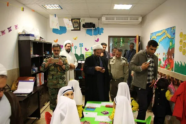 مسئولان مؤسسه دارالقرآن اهل بیت(ع) خمینی‌شهر تجلیل شدند