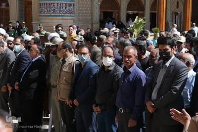 وداع شیرازی ها با محیط بانان شهید در حرم شاهچراغ(ع)‎‎