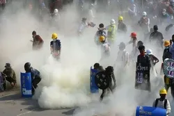 সেনা অভ্যুত্থান: যা হচ্ছে মিয়ানমারে