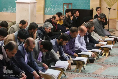 محفل انس با قرآن کریم – دانشگاه اراک/عکاس:طاها نظیری