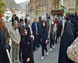 اعزام کاروان راهیان نور ماکو به مناطق عملیاتی شمال‌غرب کشور