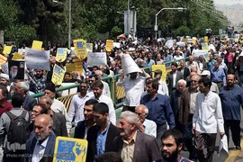 راهپیمایی نمازگزاران تهرانی در حمایت از بیانیه شورای عالی امنیت ملی