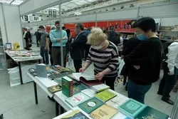 Religiöse Werke werden auf Moskauer Buchmesse Non/Fiction präsentiert
