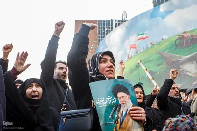 جشن بزرگ نیمه شعبان از میدان هفتم تیر تا ولیعصر (عج)
