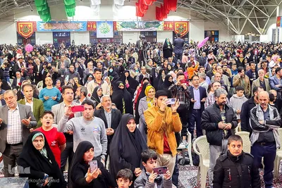 مراسم تحویل سال نو درگلستان شهدای اصفهان