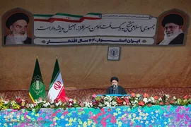 جشن پیروزی انقلاب اسلامی در میدان آزادی