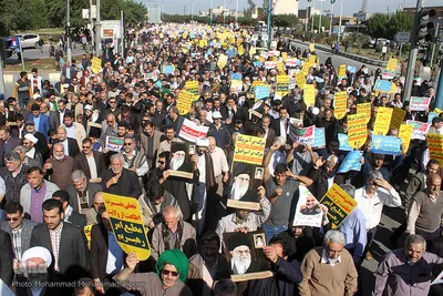 راهپیمایی مردم اهواز در حمایت از اقتدار نظام اسلامی