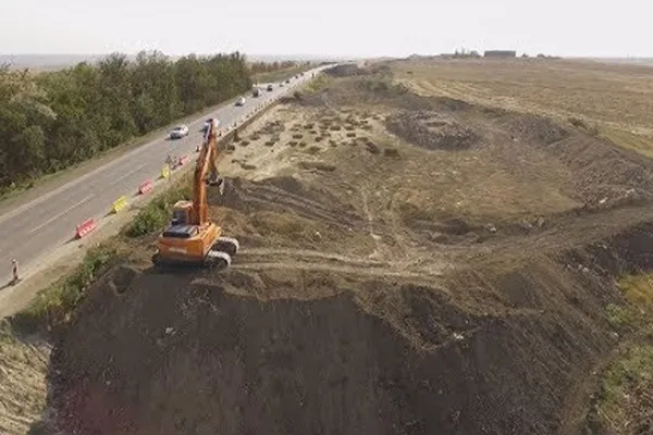Müslüman mezarlığının üzerinden yol geçirilecek