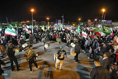 اینجا صدرا در چهل و ششم قرار شبانه