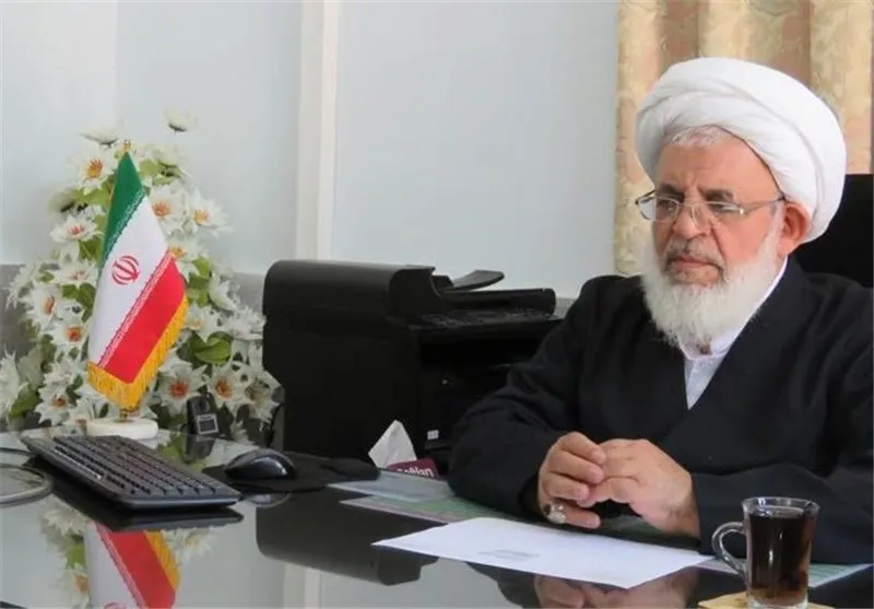 شعار هر مدرسه یک روحانی نیاز امروز ماست/ ضرورت بازنگری در سیستم آموزشی