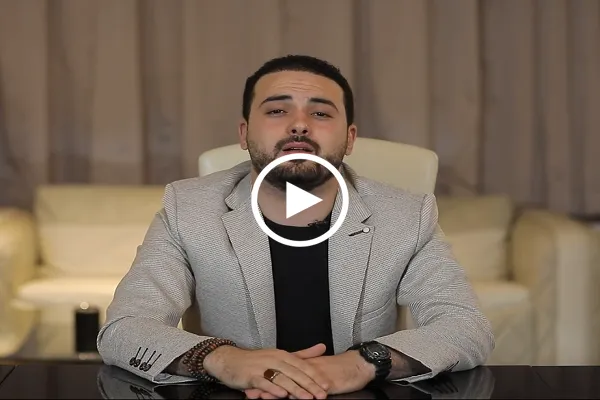 بالفيديو...إبتهال رائع بصوت المنشد المصري الشاب 