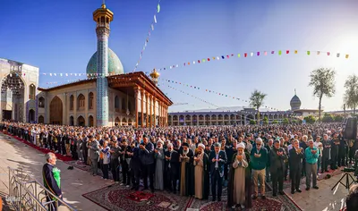 نماز عید فطر در حرم شاهچراغ (ع)