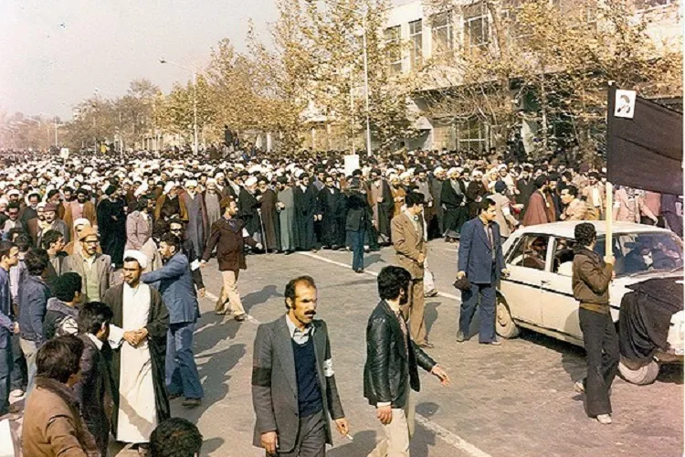چهل سالگی انقلاب فرصتی برای بازخوانی خاطرات این دوران