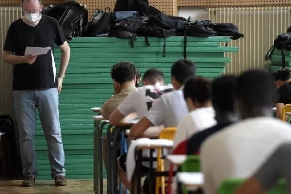Francia: polémica por archivo policial de menores musulmanes