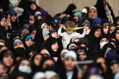 دیدار هزاران نفر از اقشار مختلف مردم به مناسبت عید مبعث با رهبر معظم انقلاب