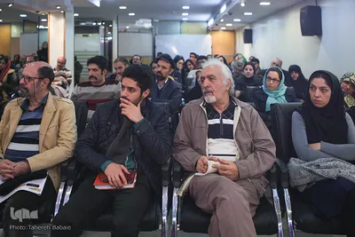 رونمایی کتاب فضایل ذهن اثر زگزبسکی