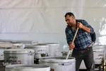 پخت ۷۲ دیگ غذای نذری به‌مناسبت ایام محرم در تبریز‎