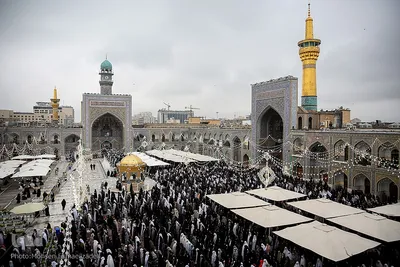 اقامه نماز عید فطر در حرم مطهر رضوی‎
