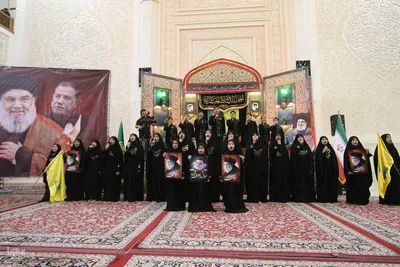 بزرگداشت شهادت سیدحسن نصرالله و عباس نیلفروشان در حرم شاهچراغ