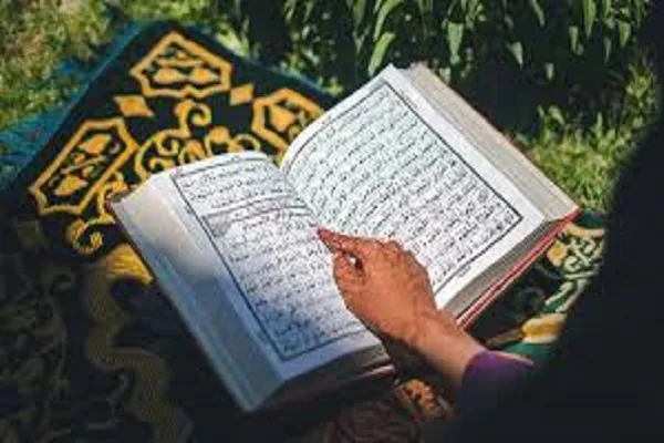 Guinée : réunion coranique de la communauté musulmane à l'occasion de Laylat al-Qadr