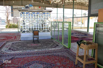 مقبره همسر استاد اشرف حداد(آهنگر)در جوی هر هر یزد‎