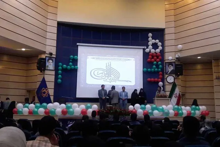 گزارش ایکنا از اختتامیه جشنواره قرآنی دانشجویان و «طهورا ۴» در شیراز