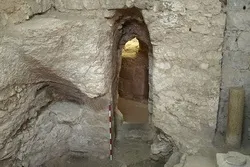 Britaniyalı arxeoloq İsa peyğəmbərin (ə) yaşadığı evi aşkar etdiyini bildirib - FOTO