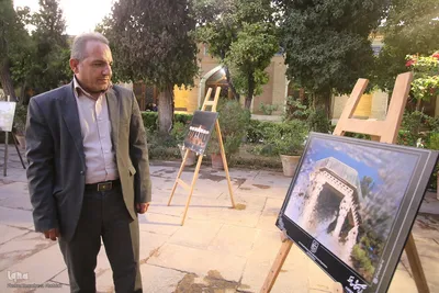 نمایشگاه عکس «زاهد خلوت نشین» در جوار آرامگاه حافظ‎