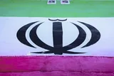پخت بزرگترین کیک پرچم ایران در مسجد مقدس جمکران + عکس