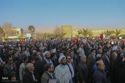 راهپیمایی شیرازی ها بر علیه اغتشاشگران