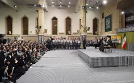دیدار دانش‌آموزان و دانشجویان
