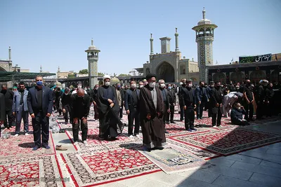 عزاداری ظهر عاشورا در حرم کریمه اهل بیت(ع)