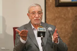 یادبود عبدالکریم بی‌آزار شیرازی با بررسی «قرآن و طبیعت»