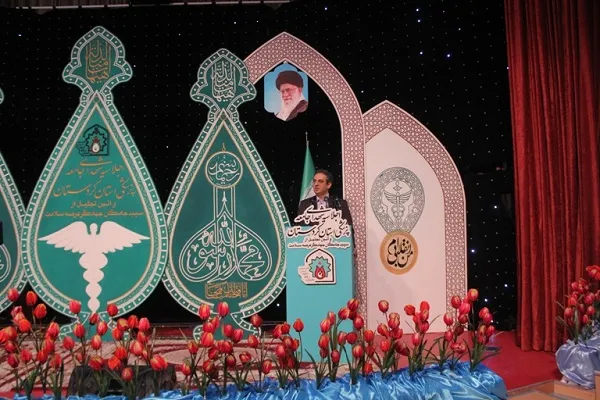 نقش‌آفرینی جامعه پزشکی در دوران دفاع مقدس مثال‌زدنی است
