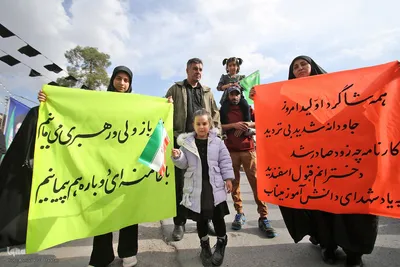 بیعت فرهنگیان شیرازی با سومین رهبر معظم انقلاب اسلامی
