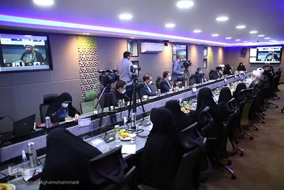 نشست هم‌اندیشی طراحی‌های نوین فرهنگی در حوزه «عفاف و حجاب»