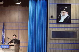 حجت‌الاسلام والمسلمین حسینی، رئیس اداره عقیدتی سیاسی سازمان صنایع هوایی