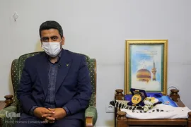 اهدای مدالهای جهانی و المپیک جواد فروغی، قهرمان المپیک توکیو به موزه حرم مطهر رضوی 