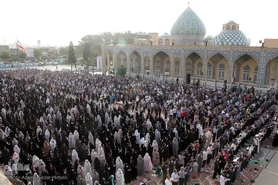  نماز عید سعید فطر در امامزاده سید جعفر محمد(ع) یزد