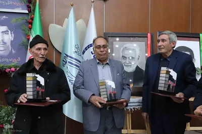 برگزاری مراسم گرامیداشت شهدای بمباران 27 دی دانشگاه تبریز