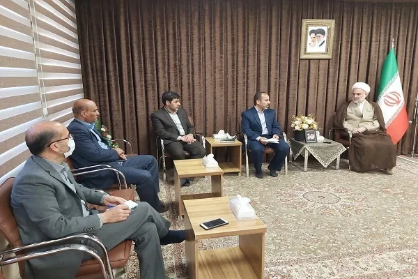 تعمیق باورهای دینی و انقلابی دانش‌آموزان نشأت گرفته از معلمان است