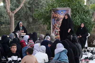 آیین جزءخوانی قرآن کریم در جوار مقبره شهدای گمنام