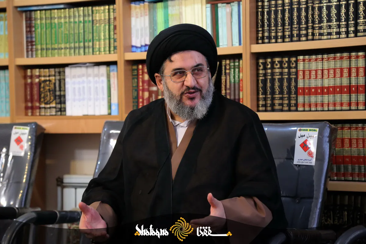 باید حضرت زهرا(س) را آنگونه که بوده و هست به جامعه معرفی کنیم