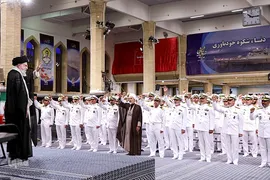 دیدار کارکنان و خانواده‌های ناوگروه ۸۶ ارتش جمهوری اسلامی ایران