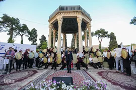 ۱۵ اردیبهشت؛ روز شیراز