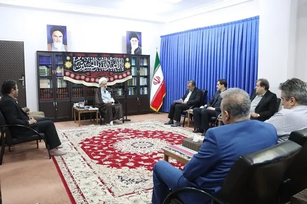 دیدار نماینده ولی فقیه در مازندران  با مدیرکل و معاونان  سازمان امور مالیاتی استان مازندران