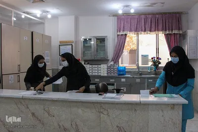 یک روز با سفیدپوشان