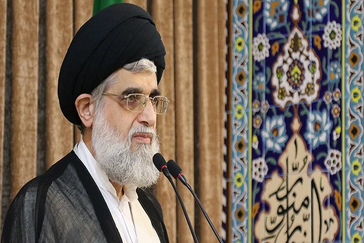 مودت بین زن و شوهر یک اصل الهی و قرآنی است