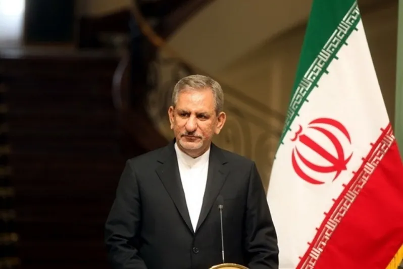 افق‌گشایی و ابهام‌زدایی از آینده در چهل سالگی انقلاب امری ضروری است