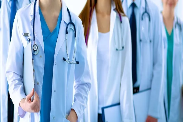 Les musulmans à l'origine de la pénurie de médecins en France